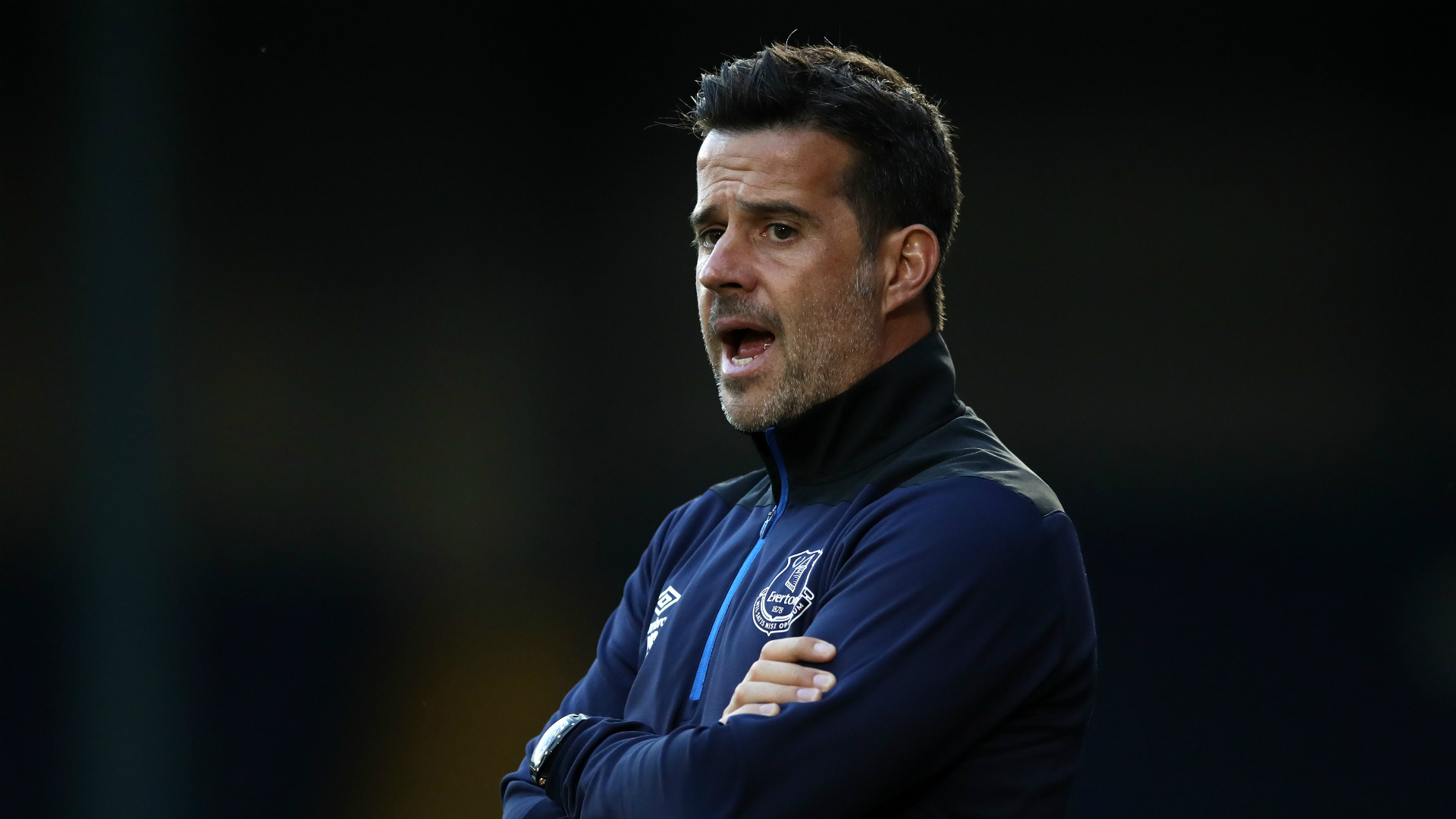 漏洞和中场 漏洞和中场